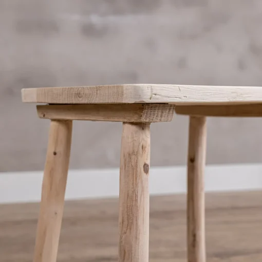 Kindertisch aus Holz klein